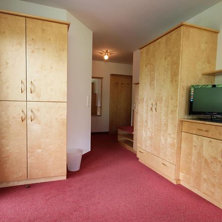 Hotel Garni Sonnblick Bad Kleinkirchheim Δωμάτιο φωτογραφία