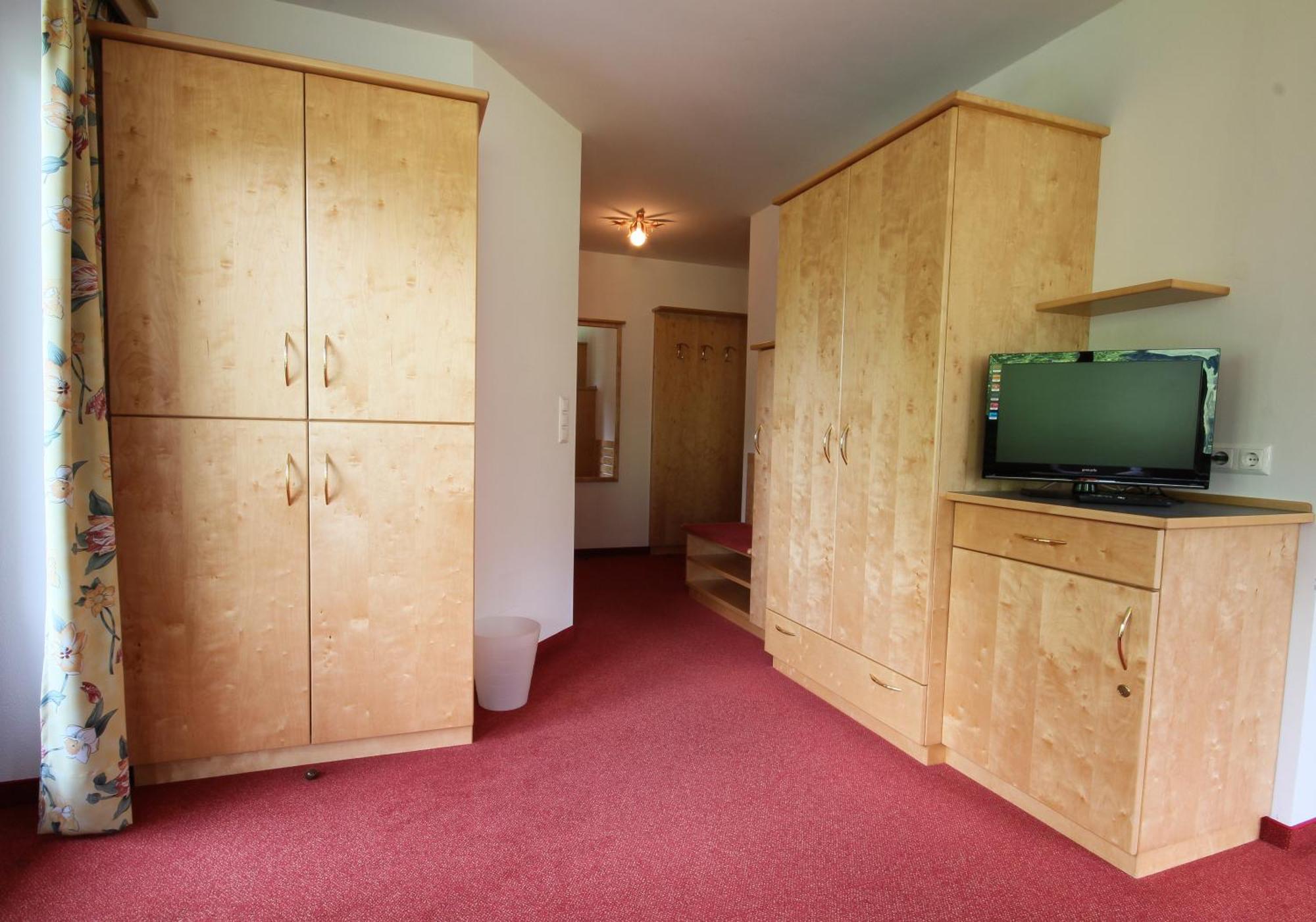 Hotel Garni Sonnblick Bad Kleinkirchheim Δωμάτιο φωτογραφία
